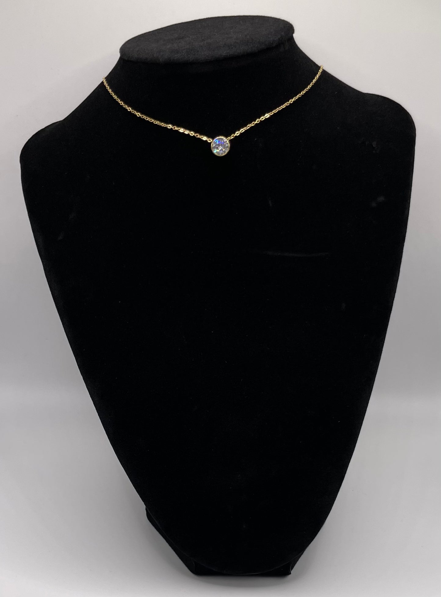 Single Stone Choker